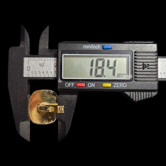 Vintage Gold Tone Mother of Pearl Oval Inlay Cufflinks 21mm x 18mm - Picture 5 of 5